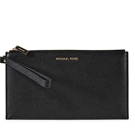 michael kors pebbeled large flat mercer wristlet|Large Pebbled Leather Wristlet .